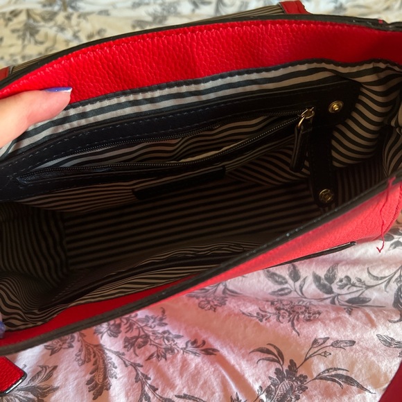 Gianni Bini - fun glam purse. New condition. - Picture 7 of 8